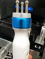 Radio frequency skin tightening device