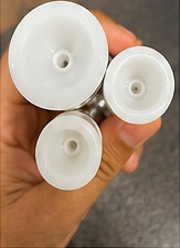 Vacuum pen pore cleansing device